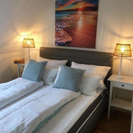 Fewo Schroeder - Bude 63A - Mit Strandkorb Am Meer - Inklusive Bettwaesche Und Handtuecher Westerdeichstrich Exteriör bild